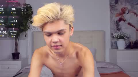 Felix online show from March 2, 10:38 pm