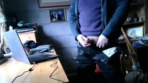 Snapshot of fellainsp8 chatting on January 27, 2:02 pm Adam online show from January 27, 2:02 pm