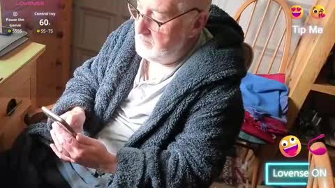 Snapshot of fellainsp8 chatting on September 14, 8:46 am Adam online show from September 14, 8:46 am