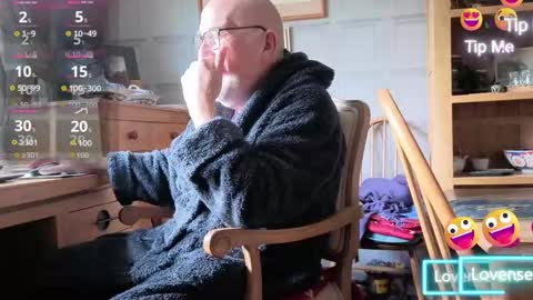 Snapshot of fellainsp8 chatting on September 26, 9:02 am Adam online show from September 26, 9:02 am