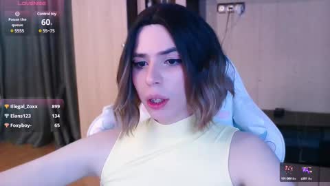 Snapshot of femalexa chatting on February 9, 5:33 pm Alexa online show from February 9, 5:33 pm