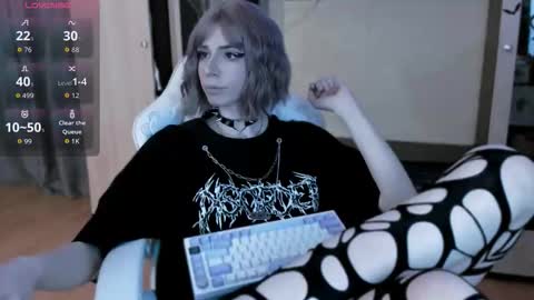 Snapshot of femalexa chatting on October 5, 2:26 pm Alexa online show from October 5, 2:26 pm