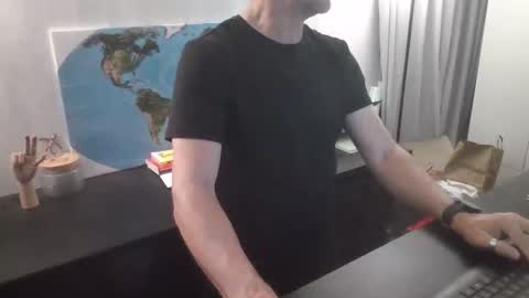 femdomsubby online show from February 17, 9:17 am