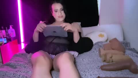 this is justice tricia a bigelow. she was fucking my husband tom girardi online show from January 8, 11:07 pm