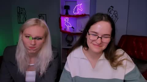 Snapshot of femida_love chatting on March 12, 2:45 pm Femida online show from March 12, 2:45 pm