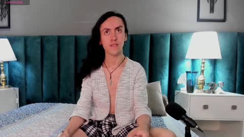 Karol online show from December 9, 4:34 am