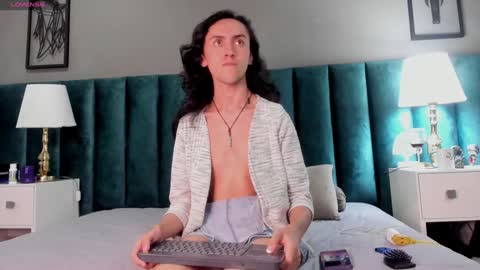 Karol online show from December 16, 3:19 am