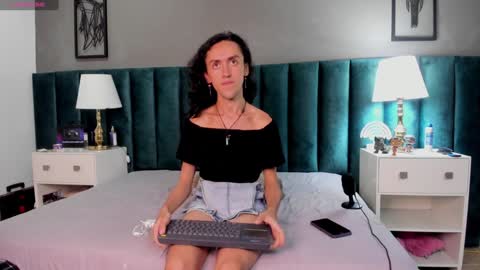 Karol online show from January 4, 4:11 pm