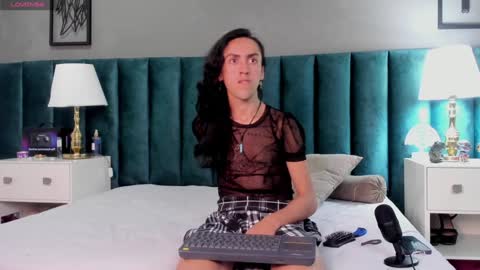 Karol online show from January 7, 2:42 am