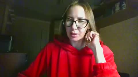 feraliss online show from December 5, 1:09 pm