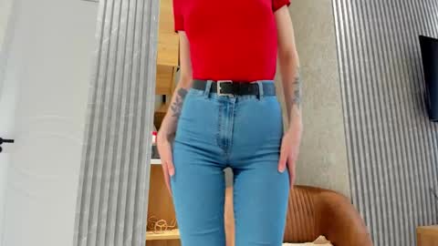 Leya online show from January 8, 10:50 am