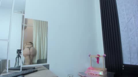 Snapshot of fernandaclar chatting on November 18, 6:34 pm Fernandaclar online show from November 18, 6:34 pm