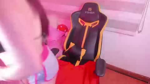 Fernanda Diaz online show from September 15, 11:05 pm