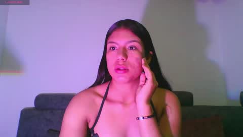 fernanda hils online show from May 5, 12:46 pm