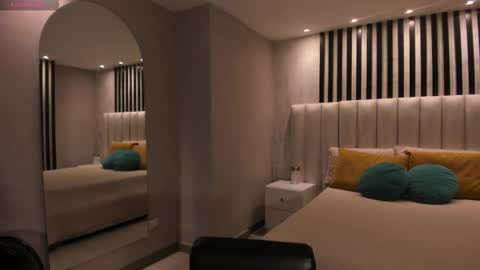 FER  online show from October 5, 6:50 pm