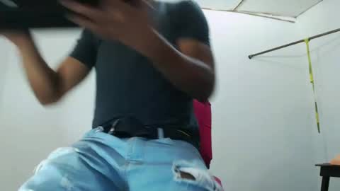 fernandez_latinblack online show from January 16, 3:02 am