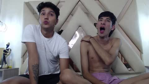 Snapshot of ferphoenix_ chatting on January 8, 10:15 am FER PHOENIX online show from January 8, 10:15 am