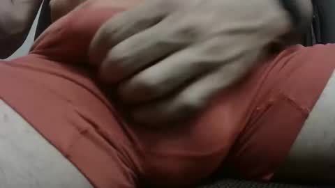 fescarf1991 online show from December 14, 9:41 pm