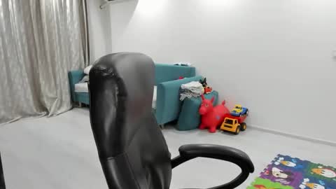 Snapshot of fetishcatalea chatting on October 30, 8:42 pm Catalea DM online show from October 30, 8:42 pm