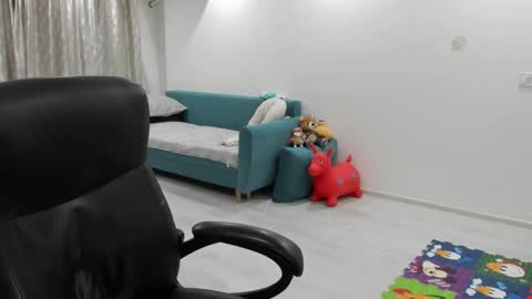 Snapshot of fetishcatalea chatting on November 5, 7:47 pm Catalea DM online show from November 5, 7:47 pm