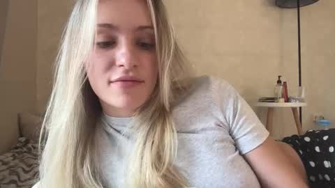 Lisa online show from September 21, 9:00 am