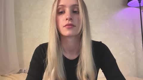 Lisa online show from October 2, 12:12 pm