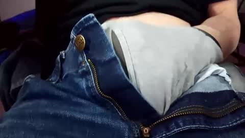 fhfhhhhg online show from March 22, 3:54 am