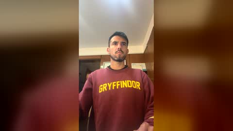 fhmedina online show from April 29, 11:44 pm