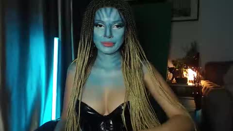 Snapshot of fiercehuntress chatting on October 14, 11:27 pm Goddess Katerina online show from October 14, 11:27 pm