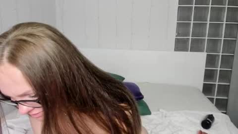 Snapshot of fiery_stella chatting on February 27, 5:02 am Fiery Stella online show from February 27, 5:02 am