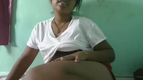 Snapshot of fifaalydia chatting on February 24, 8:47 pm fifaalydia online show from February 24, 8:47 pm