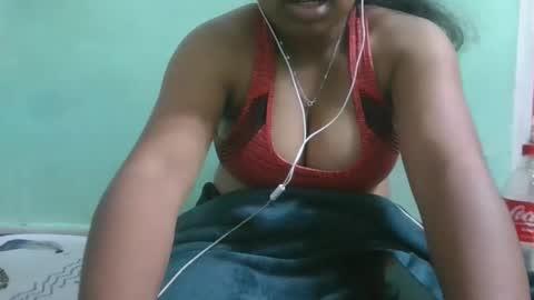 Snapshot of fifaalydia chatting on September 27, 9:14 am fifaalydia online show from September 27, 9:14 am