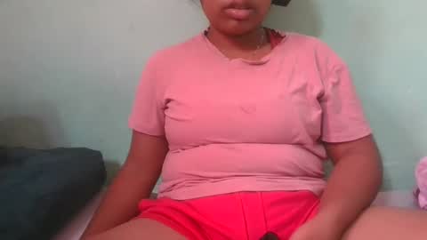 Snapshot of fifaalydia chatting on October 18, 11:00 am fifaalydia online show from October 18, 11:00 am