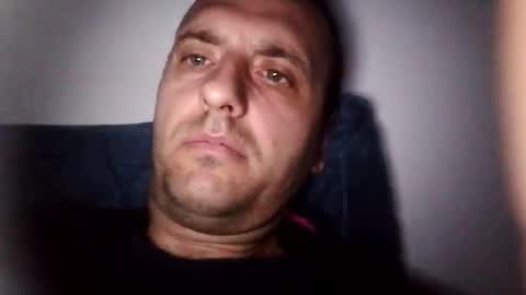 Snapshot of figonik chatting on January 16, 4:17 am Nick online show from January 16, 4:17 am