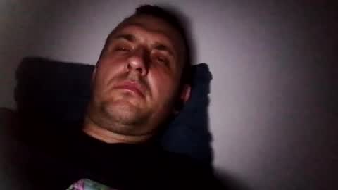 Snapshot of figonik chatting on January 16, 9:19 pm Nick online show from January 16, 9:19 pm