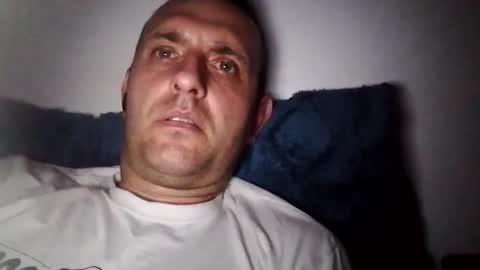 Snapshot of figonik chatting on February 9, 8:56 pm Nick online show from February 9, 8:56 pm