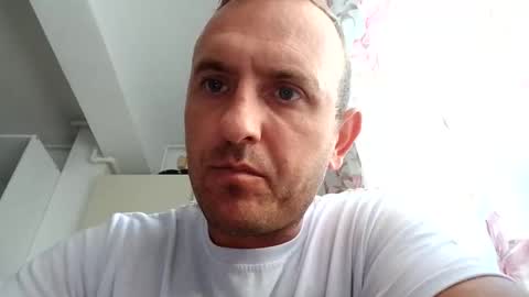 Snapshot of figonik chatting on September 19, 4:58 am Nick online show from September 19, 4:58 am