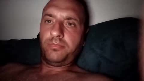 Snapshot of figonik chatting on September 21, 7:37 pm Nick online show from September 21, 7:37 pm