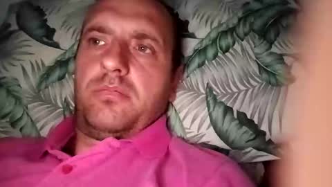 Snapshot of figonik chatting on October 7, 4:53 am Nick online show from October 7, 4:53 am