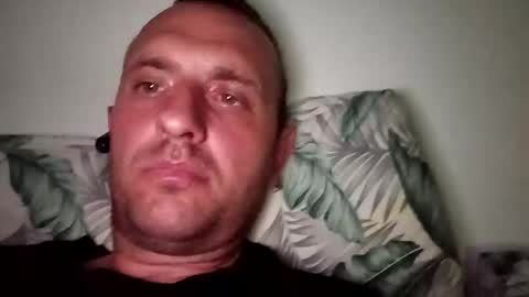 Snapshot of figonik chatting on October 19, 7:14 pm Nick online show from October 19, 7:14 pm