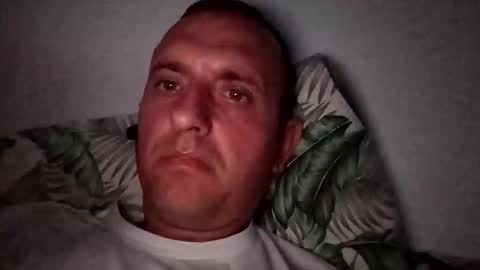 Snapshot of figonik chatting on October 26, 7:53 pm Nick online show from October 26, 7:53 pm