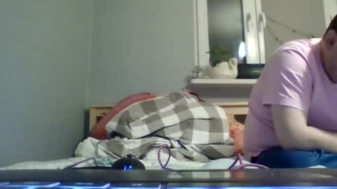 filipek757 online show from December 31, 11:49 pm