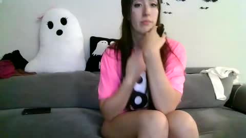 MilfnDaddy online show from September 19, 4:03 am