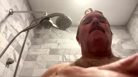 Snapshot of findmeyou68476332 chatting on January 13, 9:41 am findmeyou68476332 online show from January 13, 9:41 am