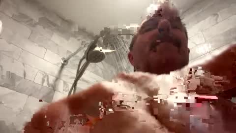 Snapshot of findmeyou68476332 chatting on January 14, 9:56 am findmeyou68476332 online show from January 14, 9:56 am