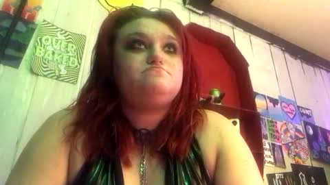 findommefoxi online show from December 28, 12:36 am