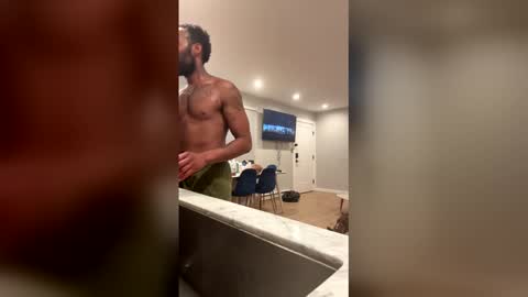 finessegod26 online show from December 4, 2:43 am