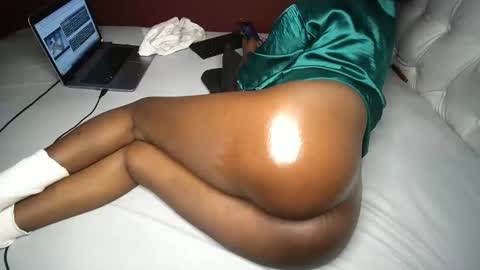 Rania online show from December 6, 11:14 pm