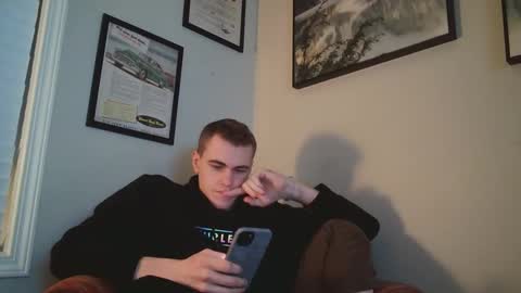 Snapshot of finnabun33 chatting on December 28, 11:59 pm Jake I am Bicurious online show from December 28, 11:59 pm