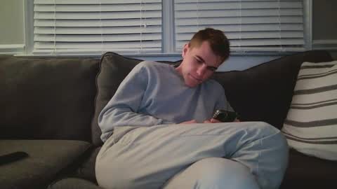 Snapshot of finnabun33 chatting on March 8, 12:11 am Jake I am Bicurious online show from March 8, 12:11 am